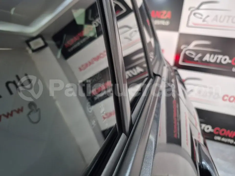 Foto 35 de Toyota COROLLA CROSS