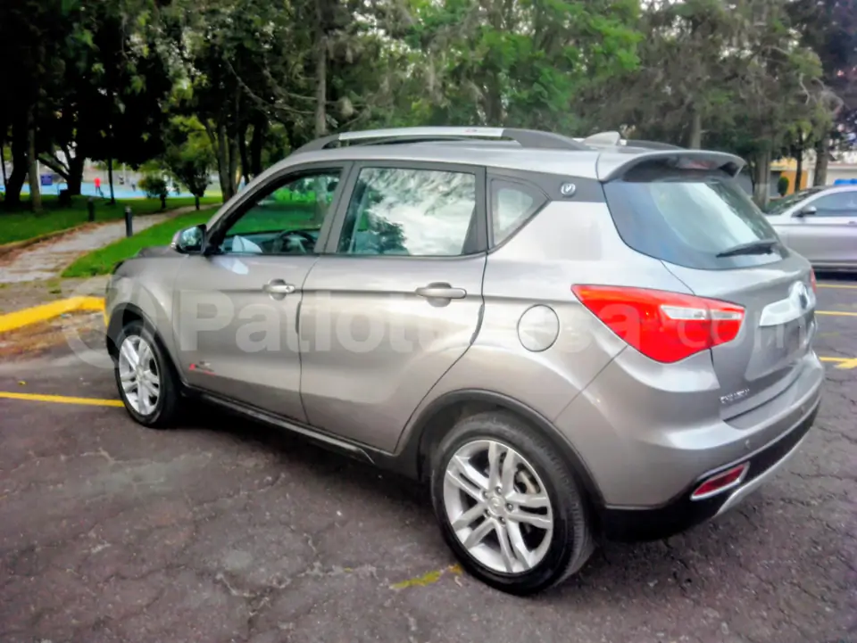 Foto 8 de Changan CS 35 Luxury