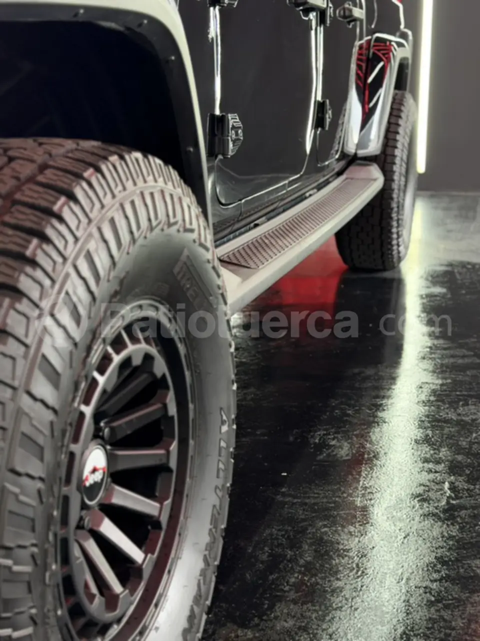Foto 6 de Jeep GLADIATOR SPORT