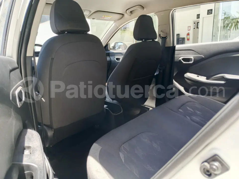 Foto 10 de Kia K3 X-LINE