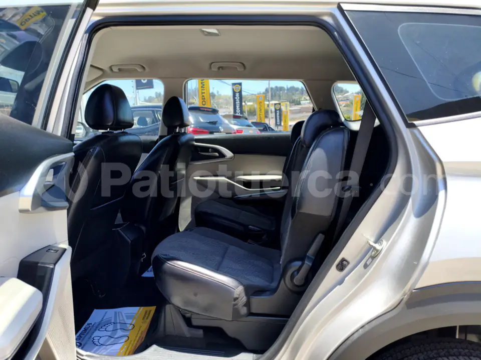 Foto 12 de Kia Carens