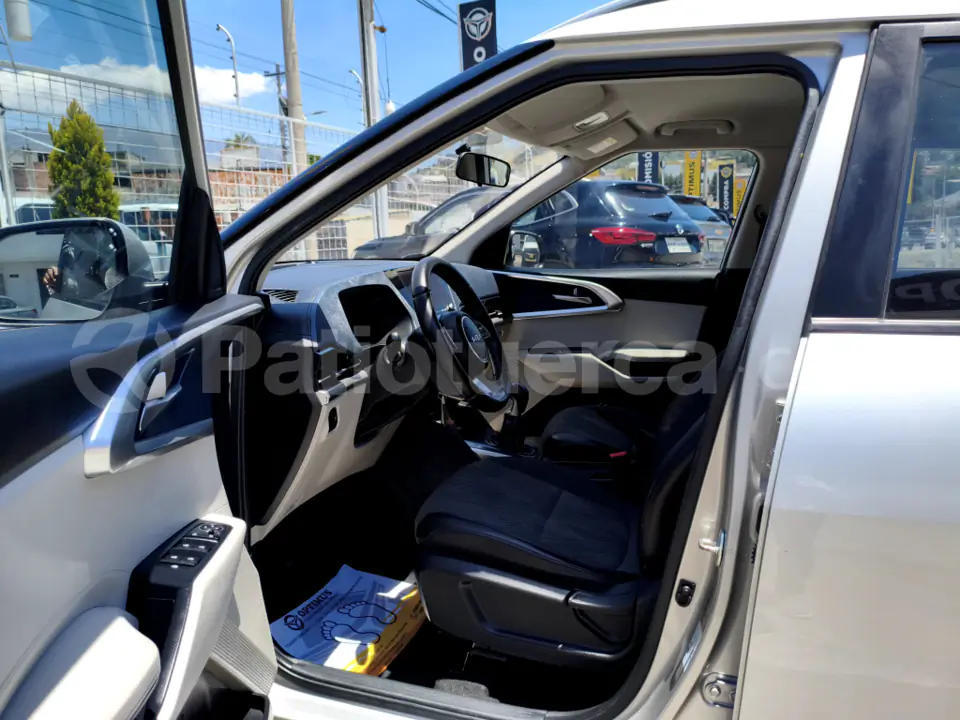 Foto 15 de Kia Carens