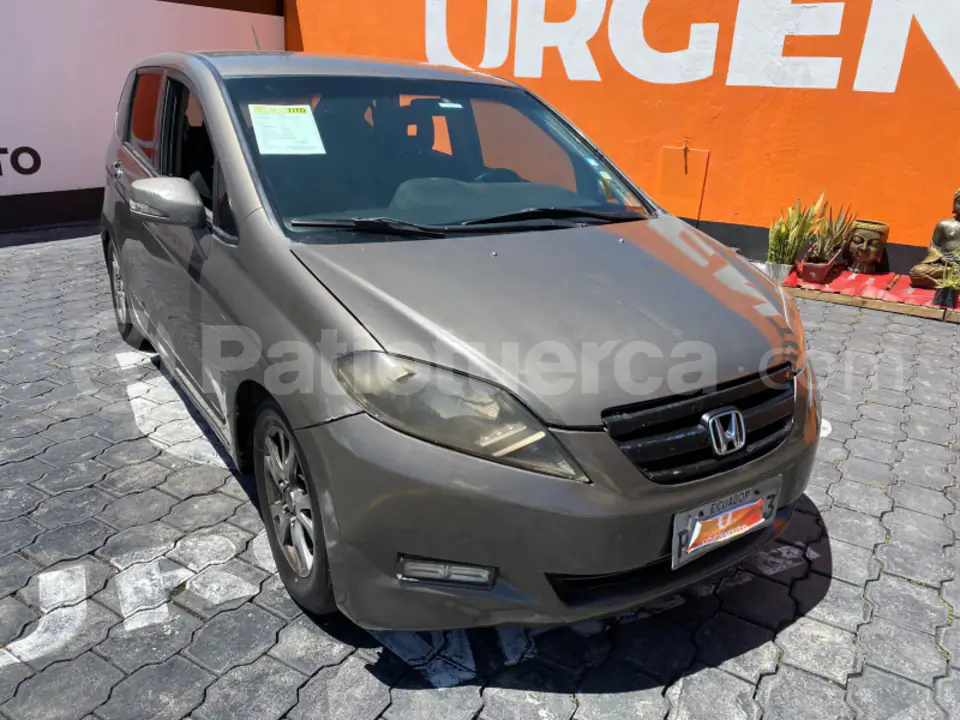 Foto 2 de Honda FR-V