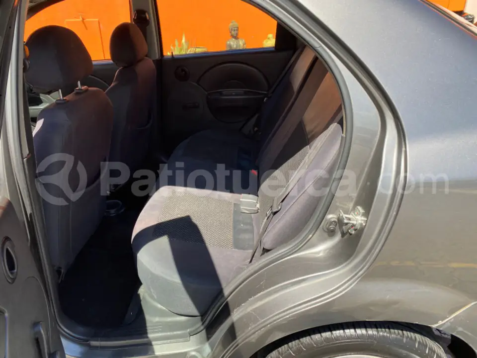 Foto 5 de Chevrolet Aveo Family