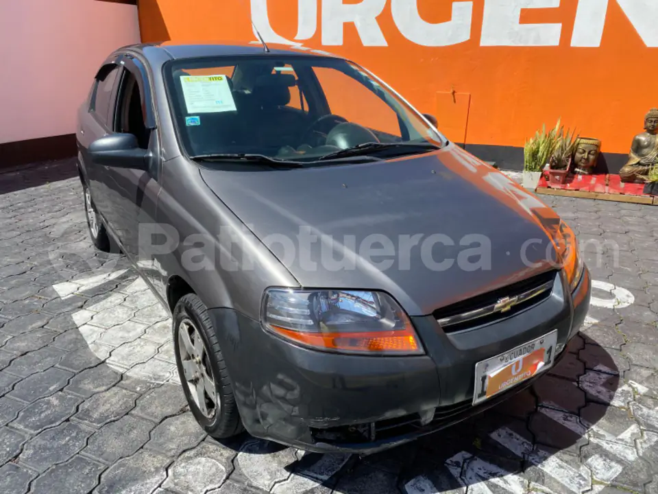 Foto 2 de Chevrolet Aveo Family