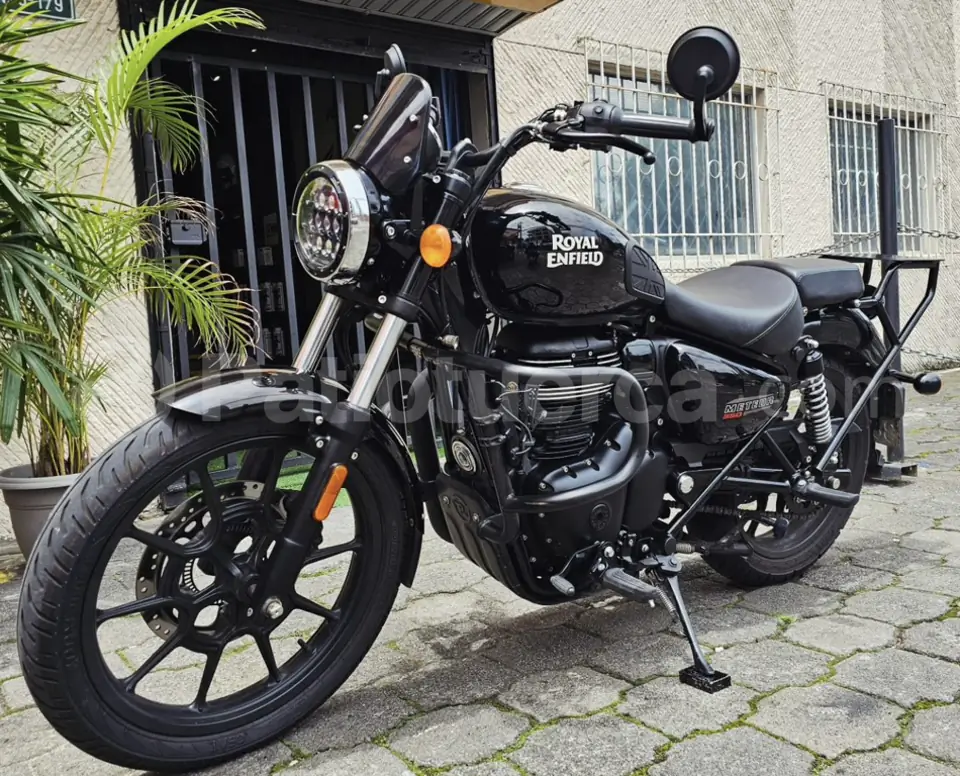 Foto 1 de Royal Enfield Meteor 350