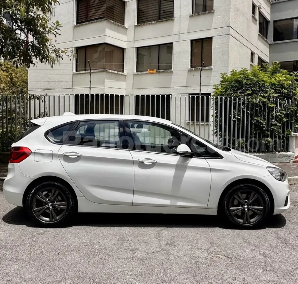 Foto 2 de BMW 218i ACTIVE TOURER