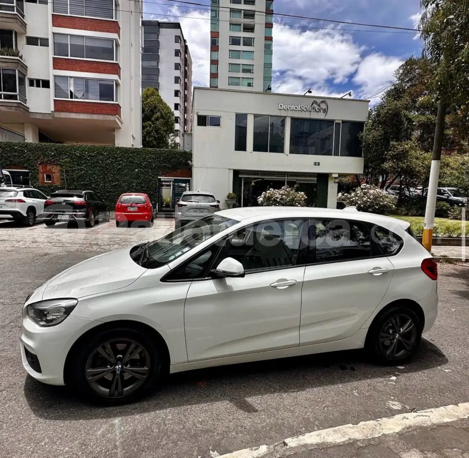 Foto 3 de BMW 218i ACTIVE TOURER