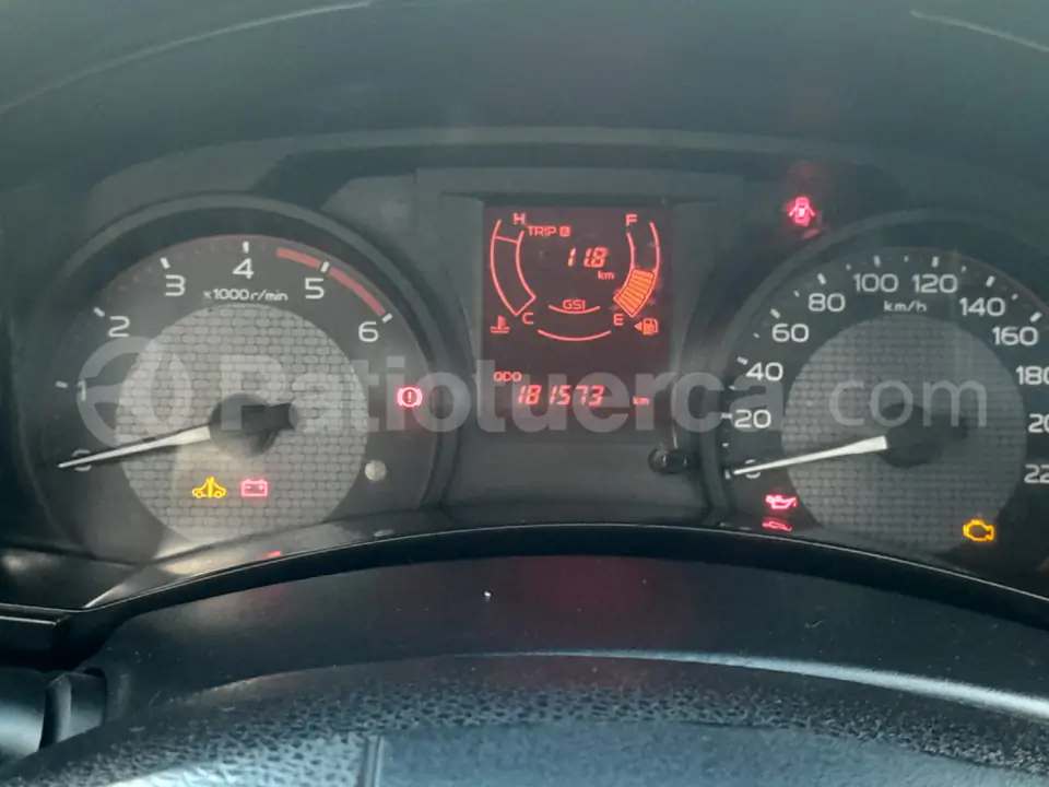 Foto 8 de Chevrolet D-Max 4x4 CD