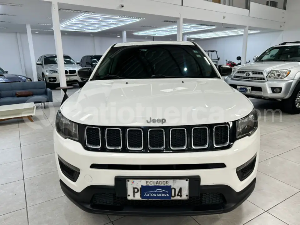Foto 2 de Jeep Compass Sport
