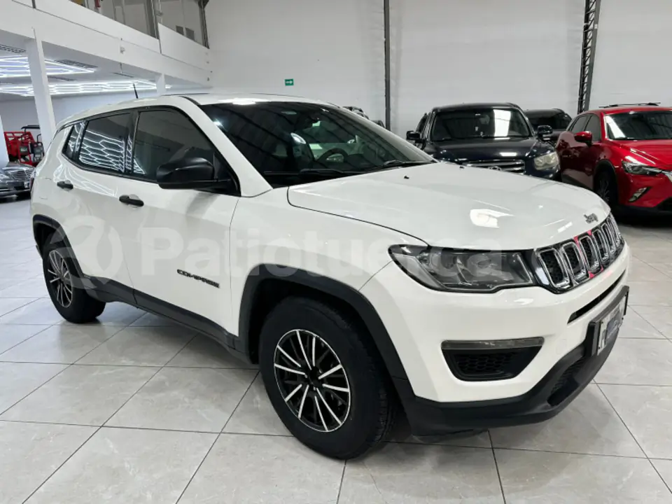 Foto 3 de Jeep Compass Sport