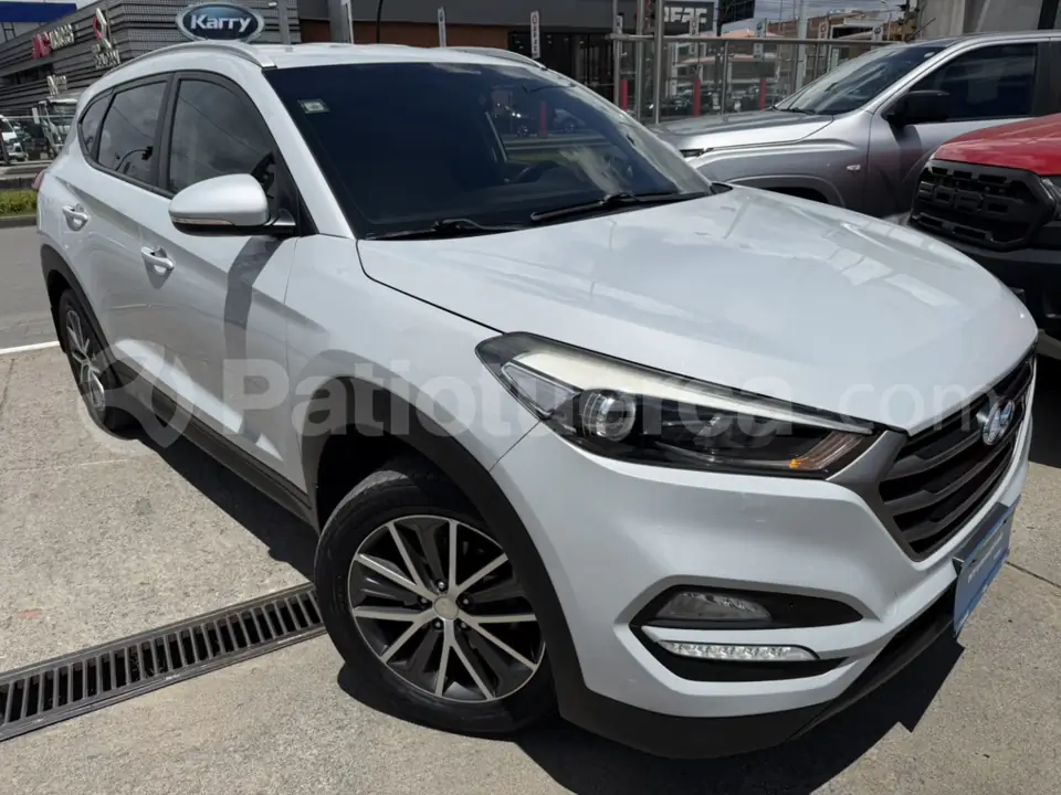 Foto 14 de Hyundai TUCSON TL