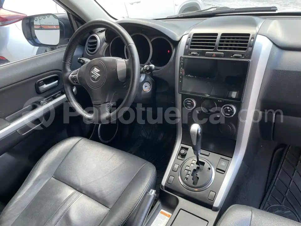 Foto 13 de Suzuki Grand Vitara SZ Next Sport 2.4