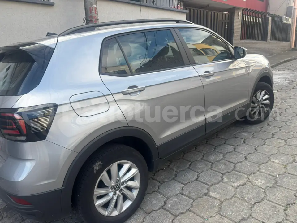 Foto 4 de Volkswagen T-Cross  Trendline