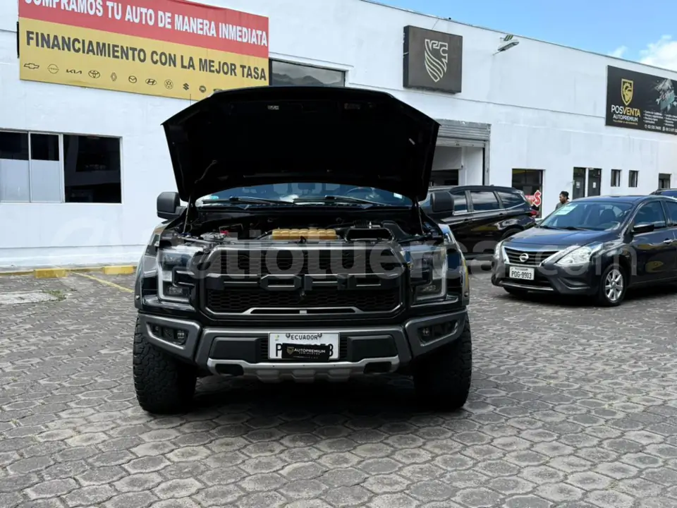 Foto 5 de Ford F150 Raptor AC
