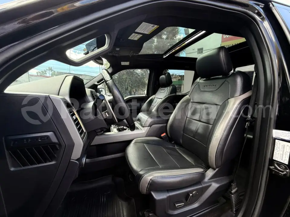 Foto 13 de Ford F150 Raptor AC