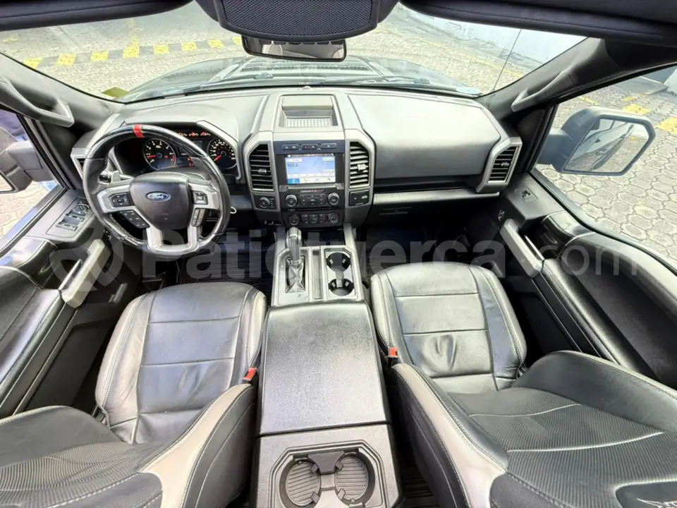 Foto 16 de Ford F150 Raptor AC