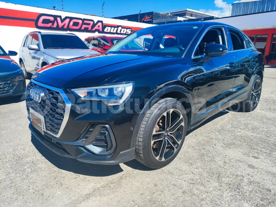 Foto 1 de Audi Q3 SPORTBACK