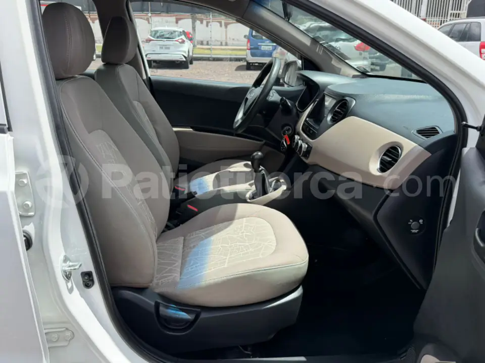 Foto 9 de Hyundai GRAN I10