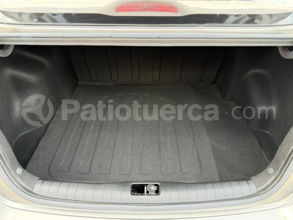 Foto 19 de Kia Soluto LX