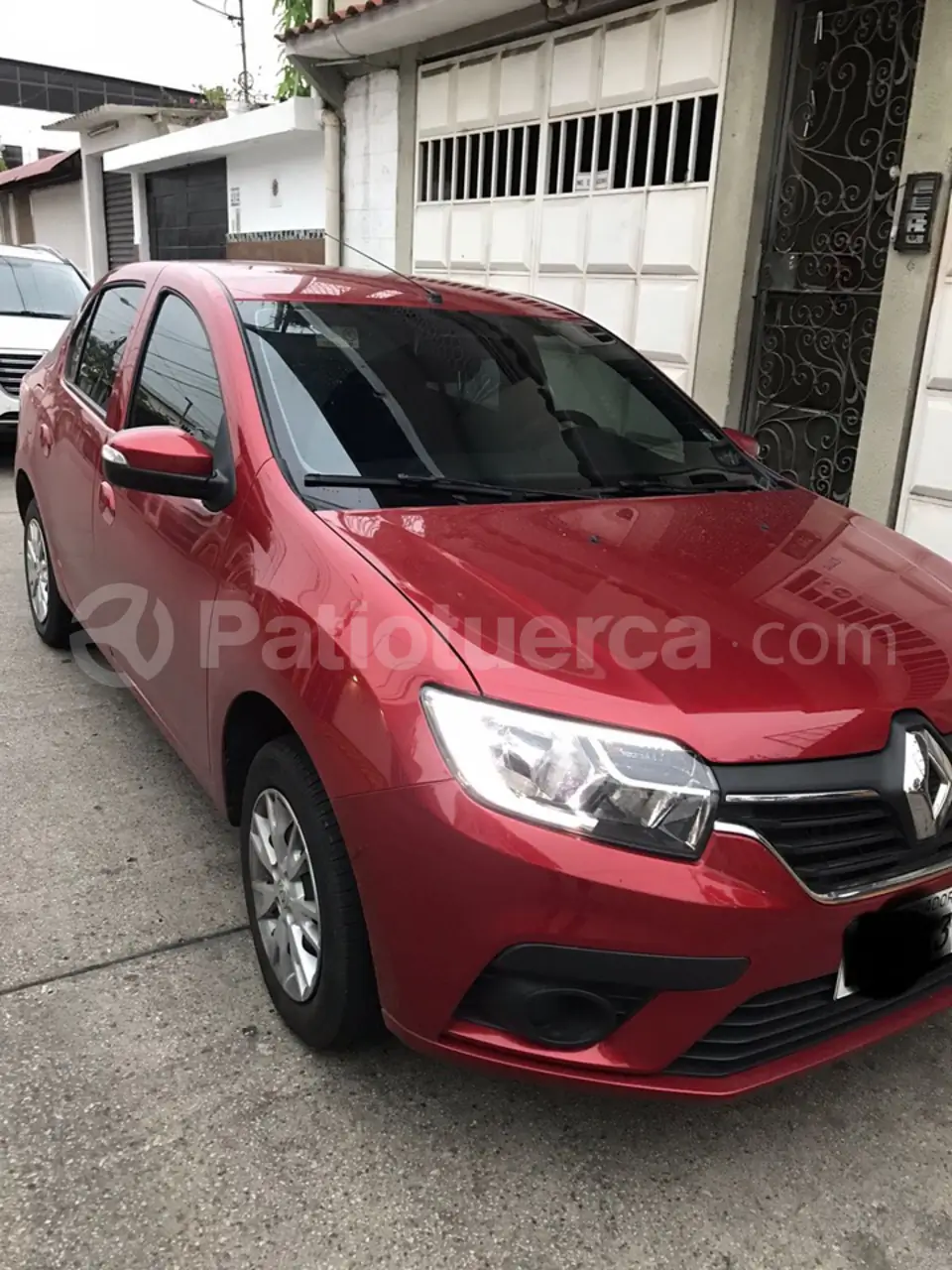 Foto 4 de Renault LOGAN EXPRESSION 1.6