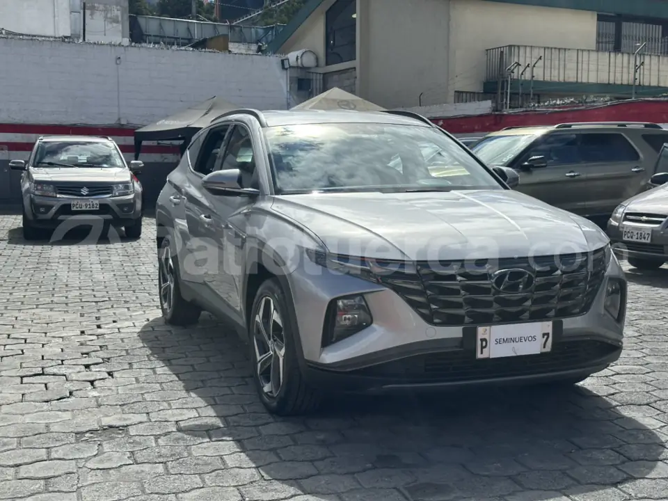 Foto 2 de Hyundai TUCSON NX4E GL