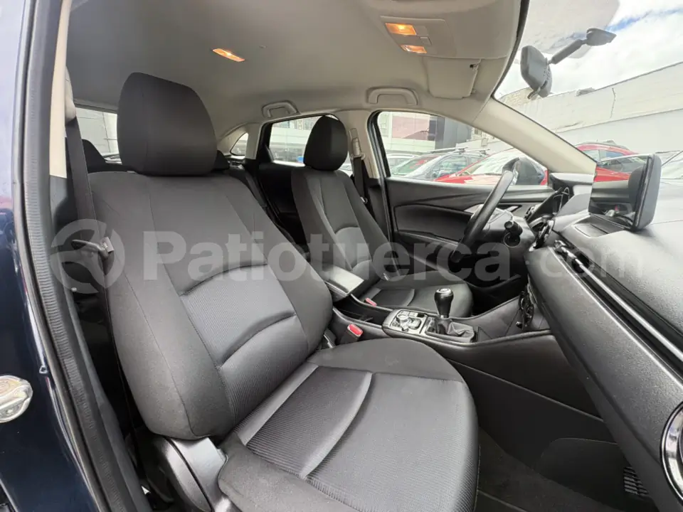 Foto 10 de Mazda CX 3 CORE
