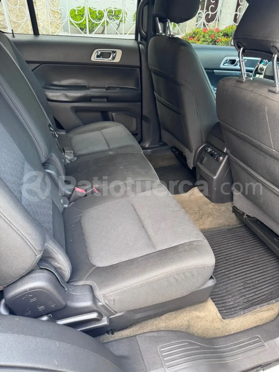 Foto 7 de Ford Explorer XLT
