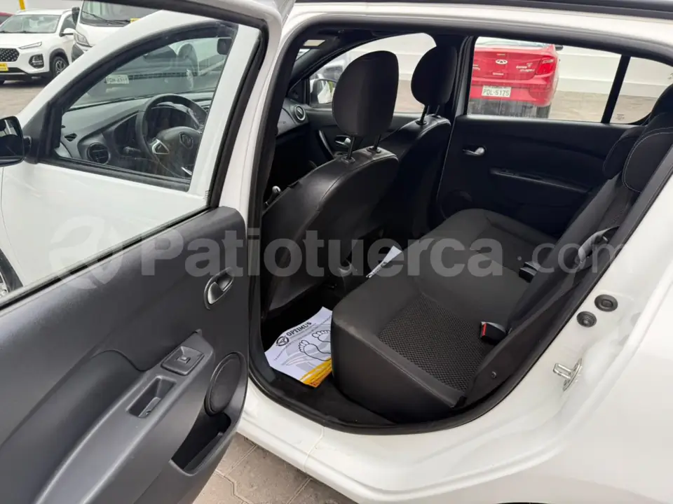 Foto 12 de Renault Sandero Zen Fase II