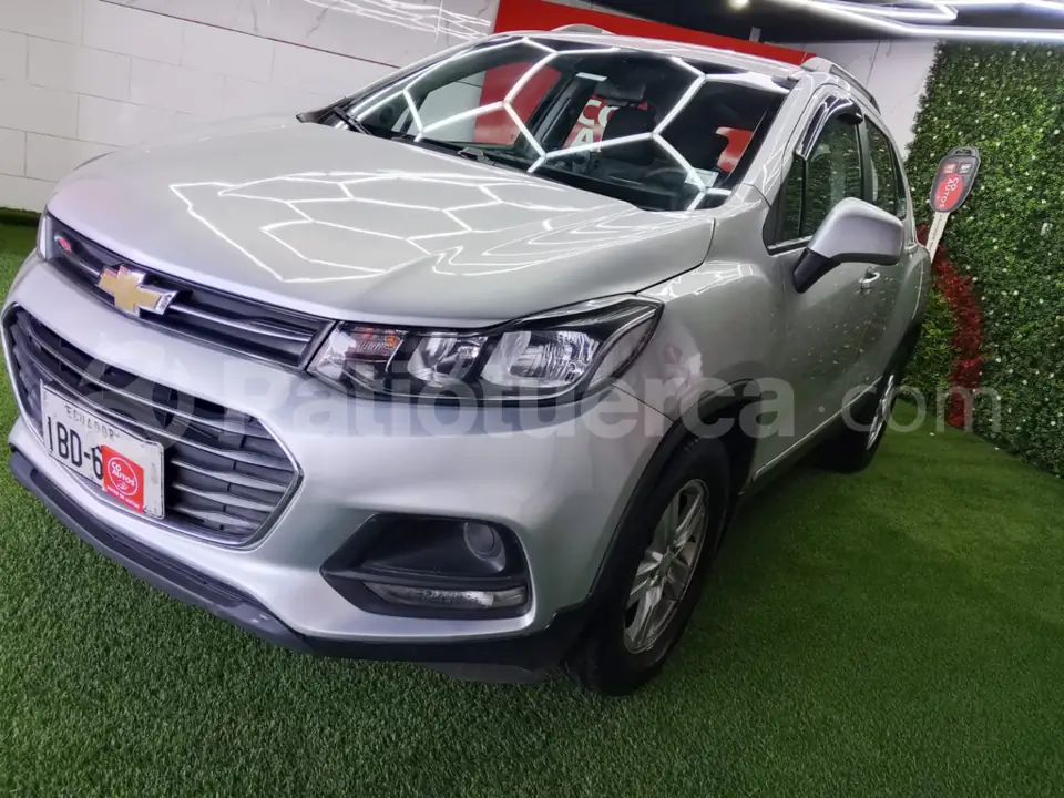 Foto 3 de Chevrolet Tracker LS