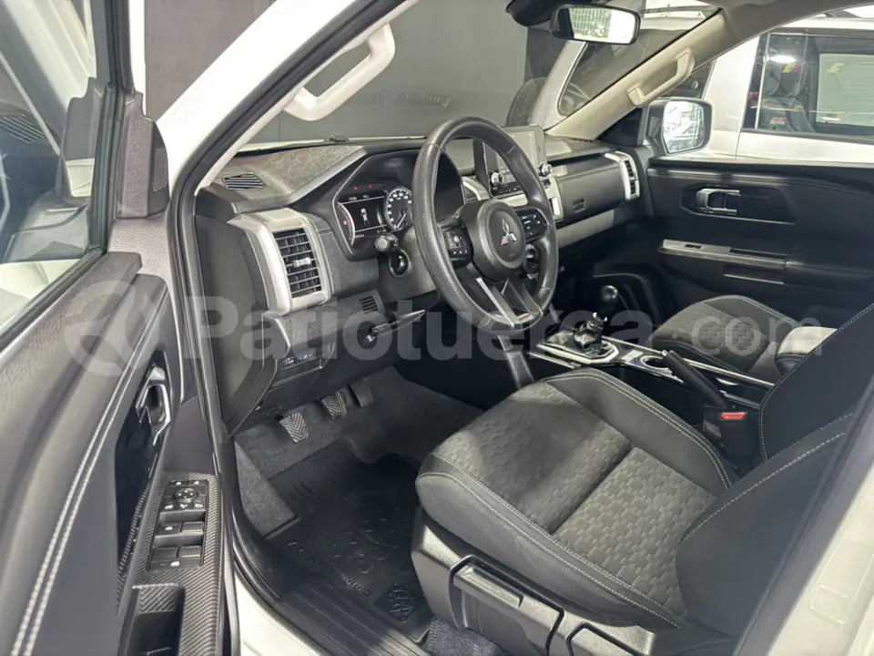 Foto 6 de Mitsubishi Triton GL