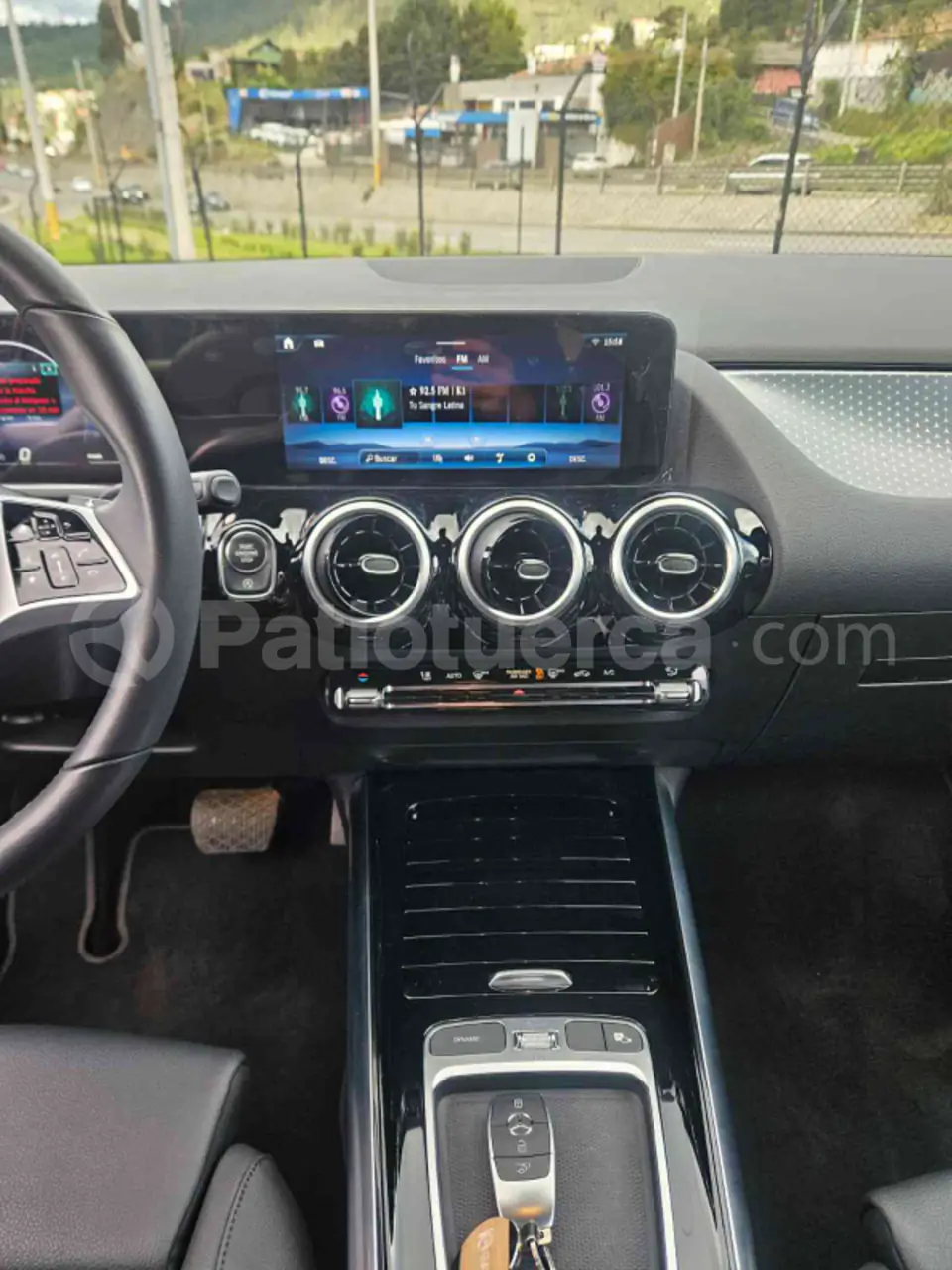 Foto 7 de Mercedes Benz GLA 250 4 MATIC