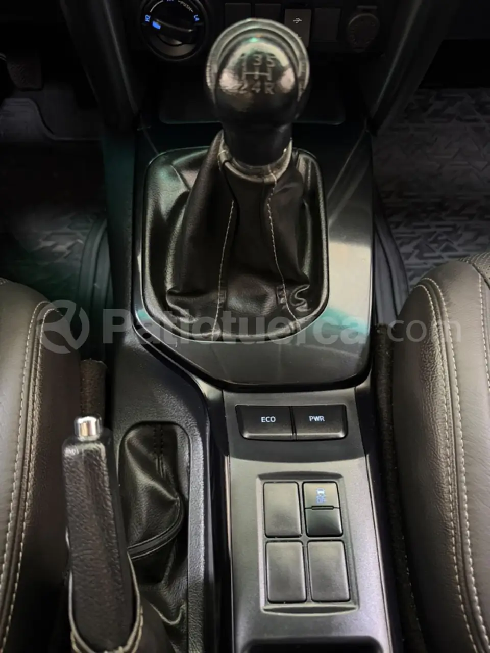 Foto 30 de Toyota New Fortuner