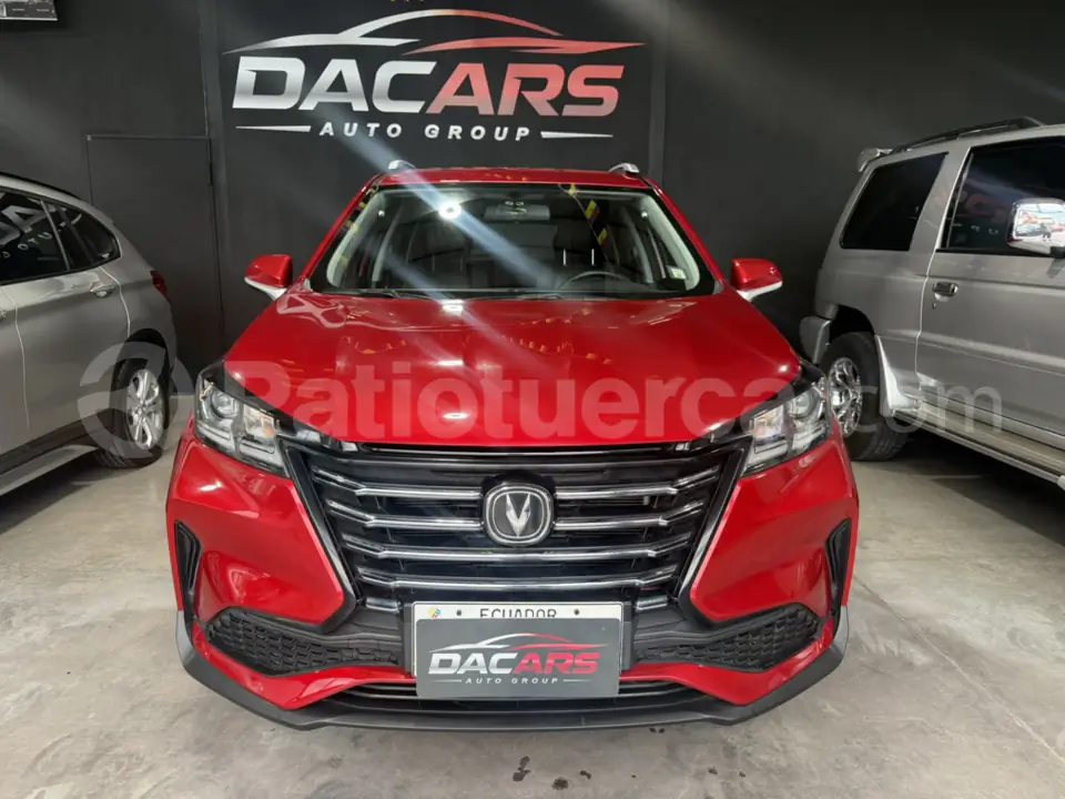 Foto 2 de Changan CS 15