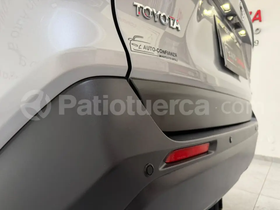 Foto 8 de Toyota RAV 4