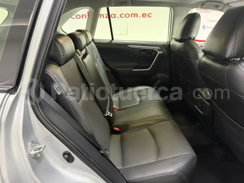 Foto 15 de Toyota RAV 4