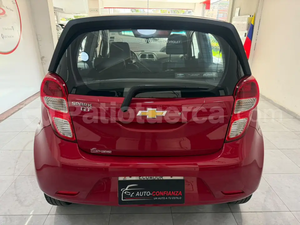Foto 6 de Chevrolet SPARK GT LS