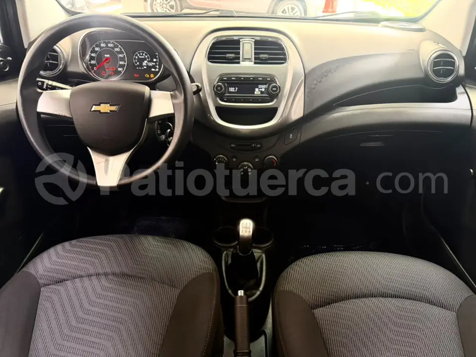 Foto 15 de Chevrolet SPARK GT LS