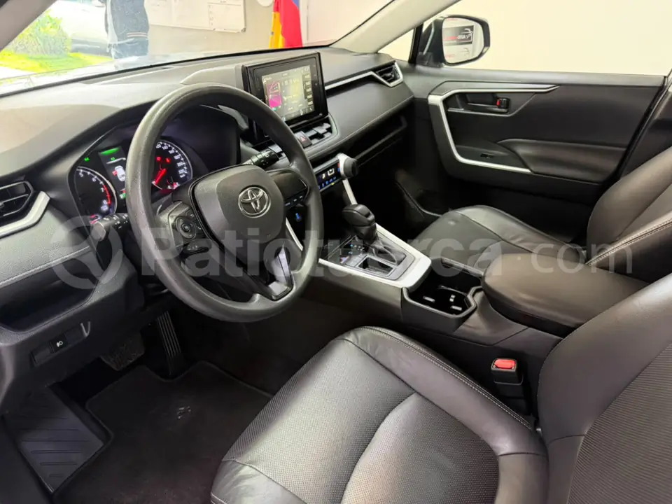 Foto 12 de Toyota RAV 4 XLE