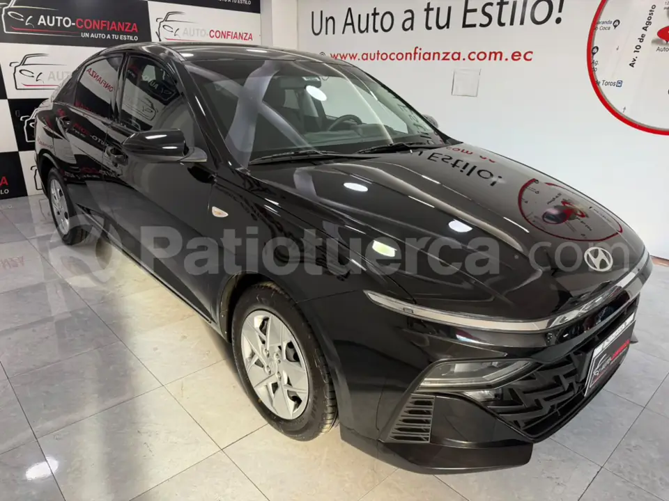 Foto 2 de Hyundai Accent New