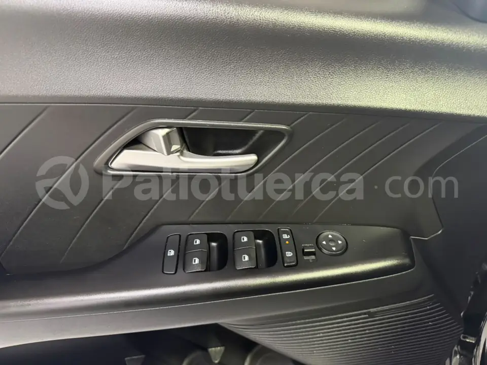Foto 10 de Hyundai Accent New