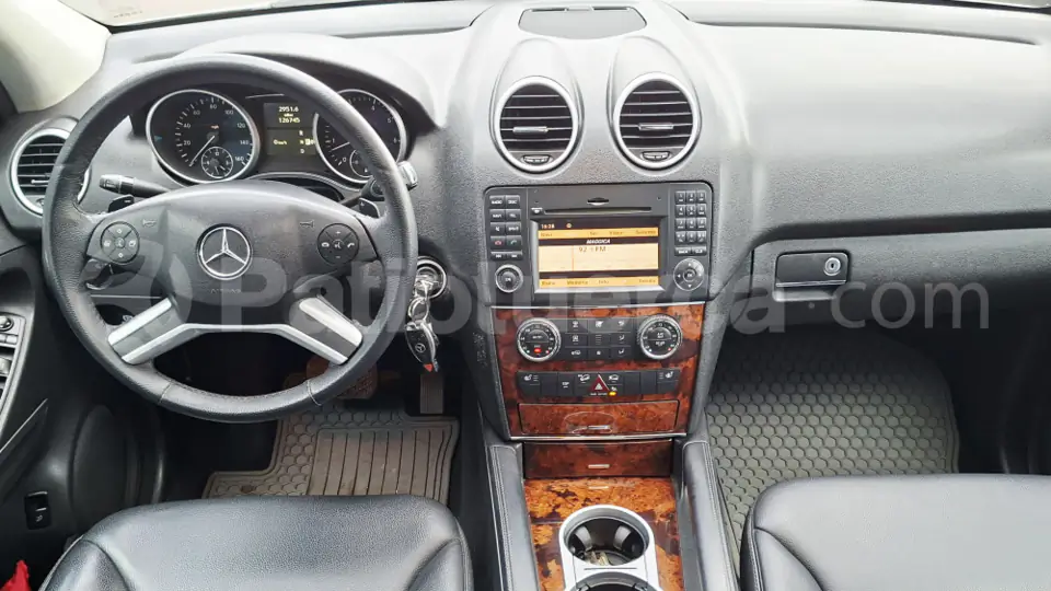 Foto 7 de Mercedes Benz ML 350 4matic