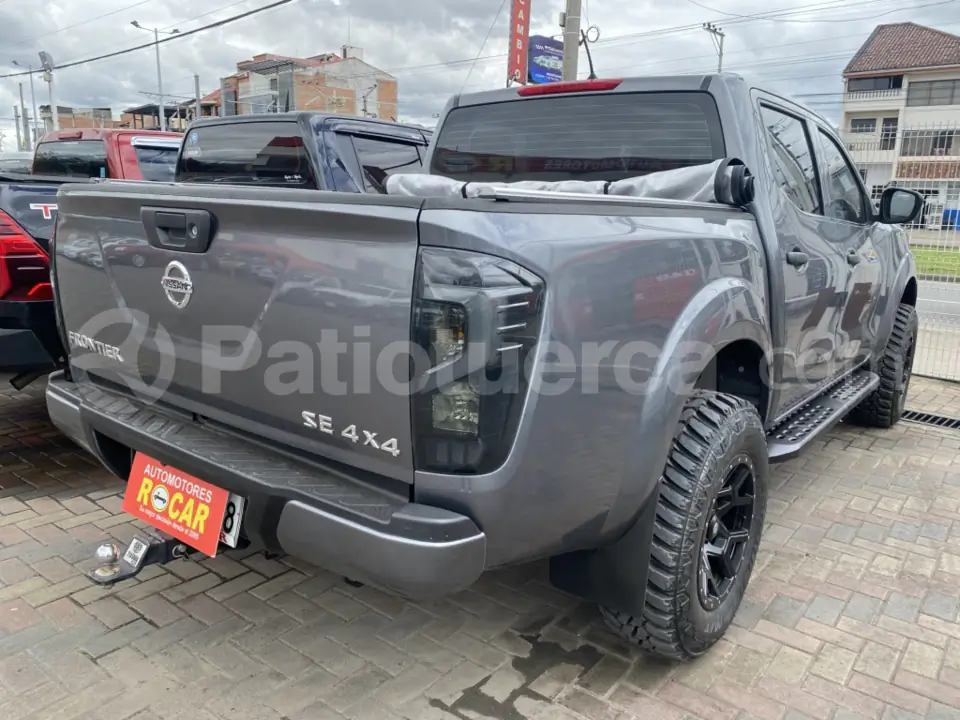 Foto 3 de Nissan Frontier SE