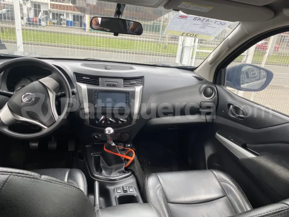 Foto 6 de Nissan Frontier SE