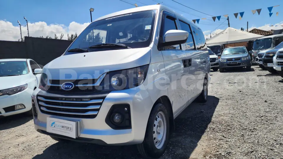 Foto 1 de Chery Practivan Karry