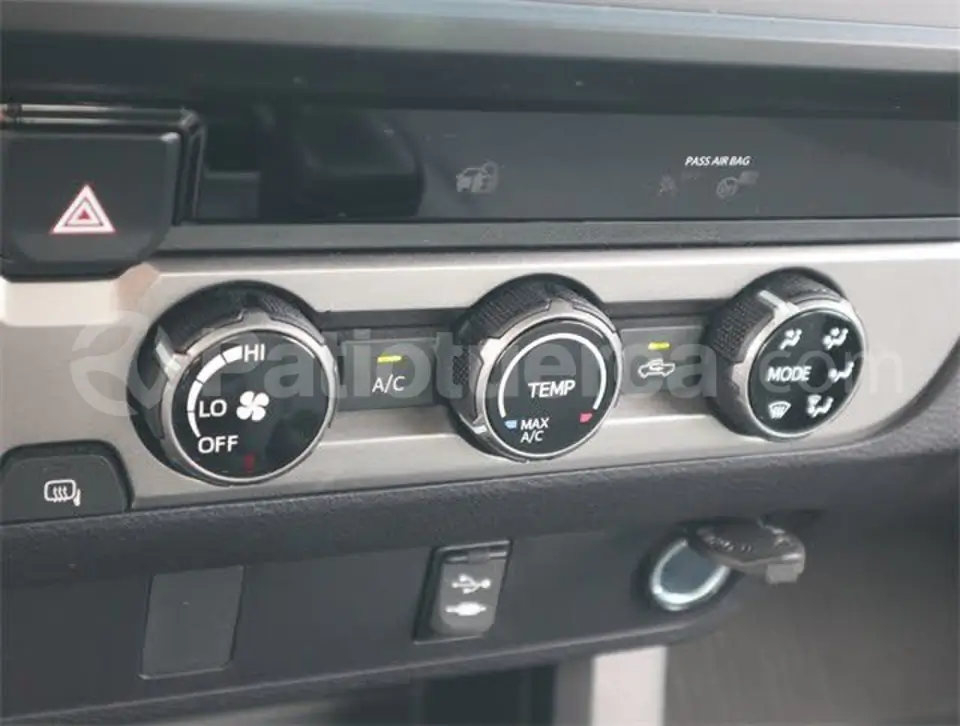 Foto 9 de Toyota Tacoma