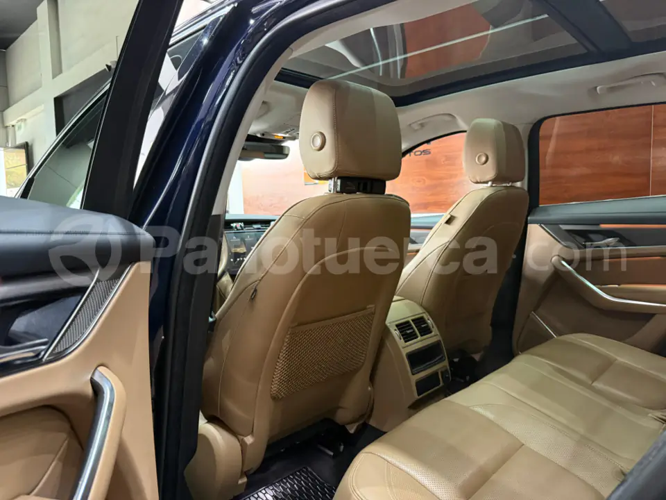 Foto 7 de Jaguar F-PACE P250