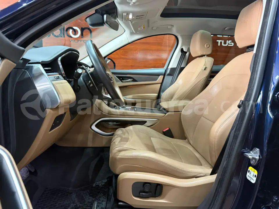 Foto 8 de Jaguar F-PACE P250