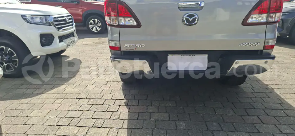 Foto 4 de Mazda BT-50 4x4 Diesel