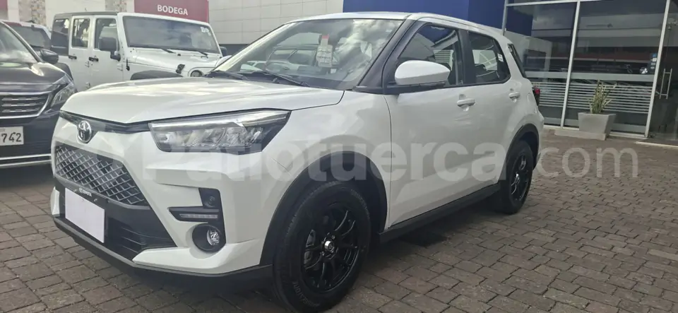 Foto 2 de Toyota RAIZE